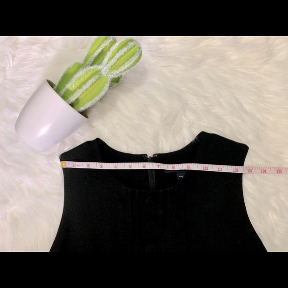 Dress - Picture 11 of 14